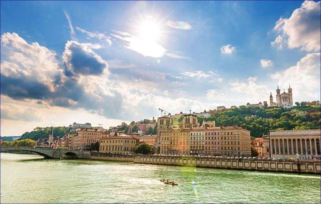 Nemea Appart Hotel So Cloud Lyon Gare Part-Dieu ภายนอก รูปภาพ